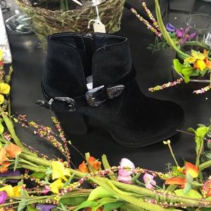 Not Rated Velvet Boots